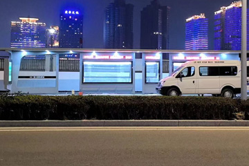 智能候车亭